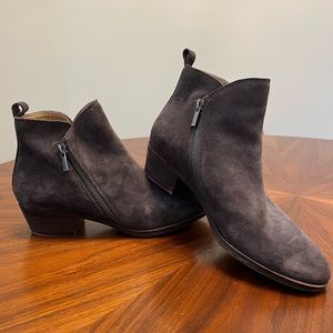 Lucky brand grey suede booties